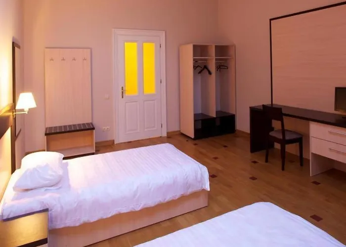 Mini-Hotel Under The Roof Львів
