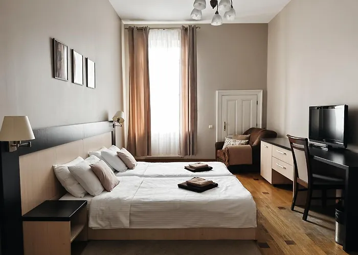 Mini-Hotel Under The Roof Львів